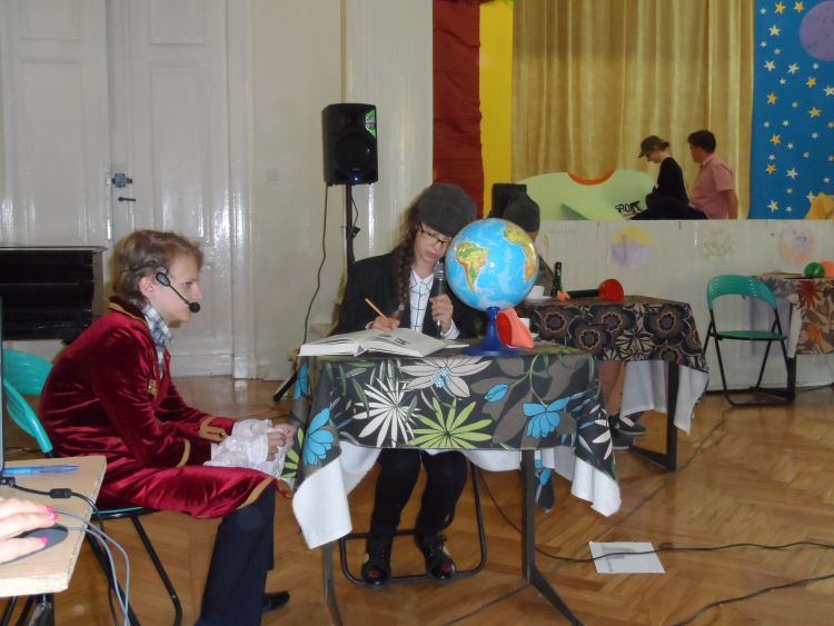 Mały Książę w auli szkolnej